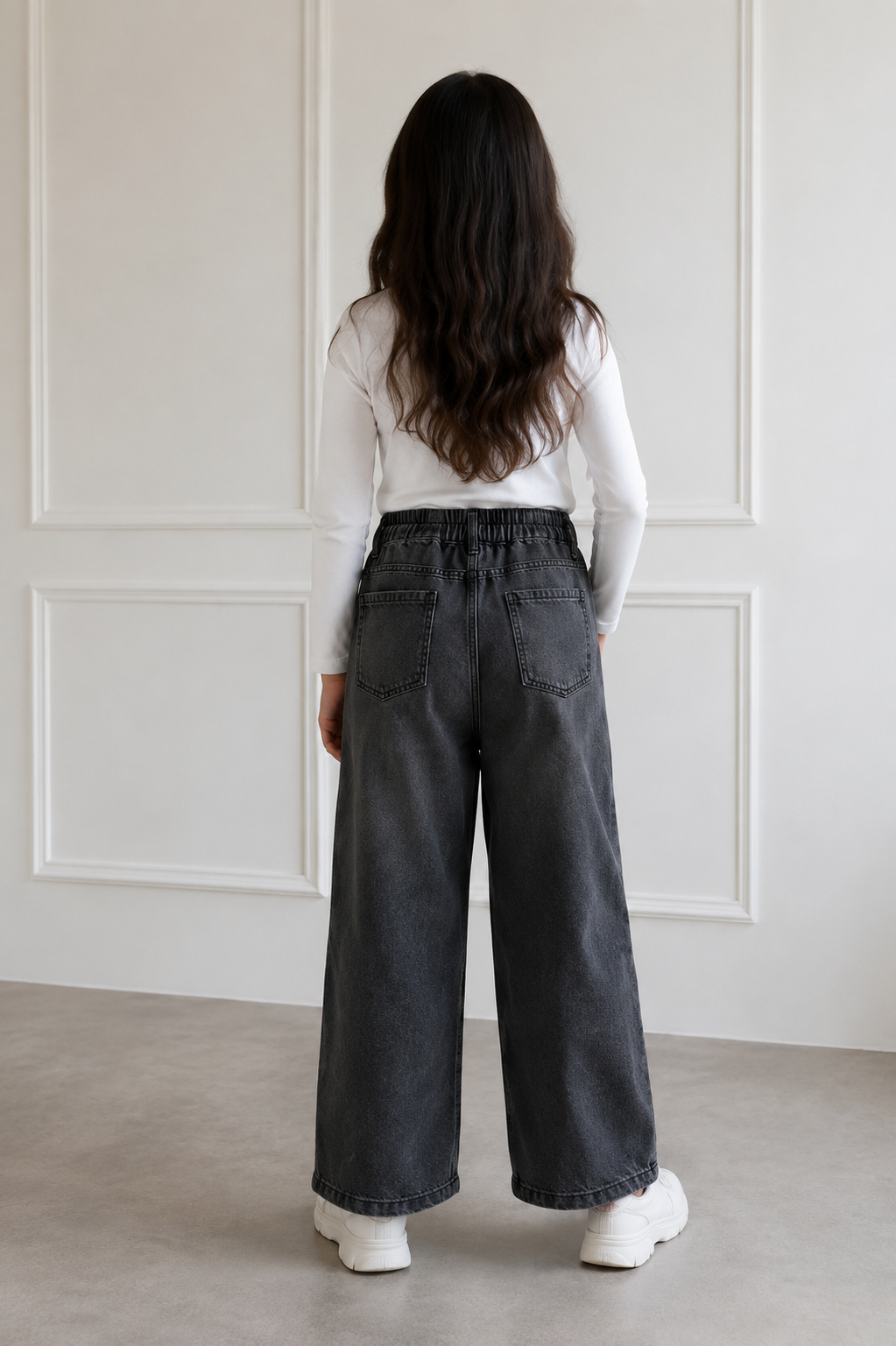 Midnight Flow Wide-Leg Jeans